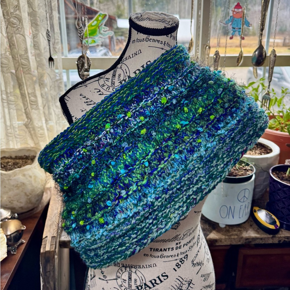 Premium Wool Infinity Scarf —Witchy Ocean Blues•4-Strand Hand Knit•One-of-a-Kind - Picture 13 of 17